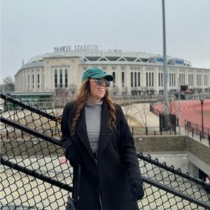 Meet your Posher, Valentina